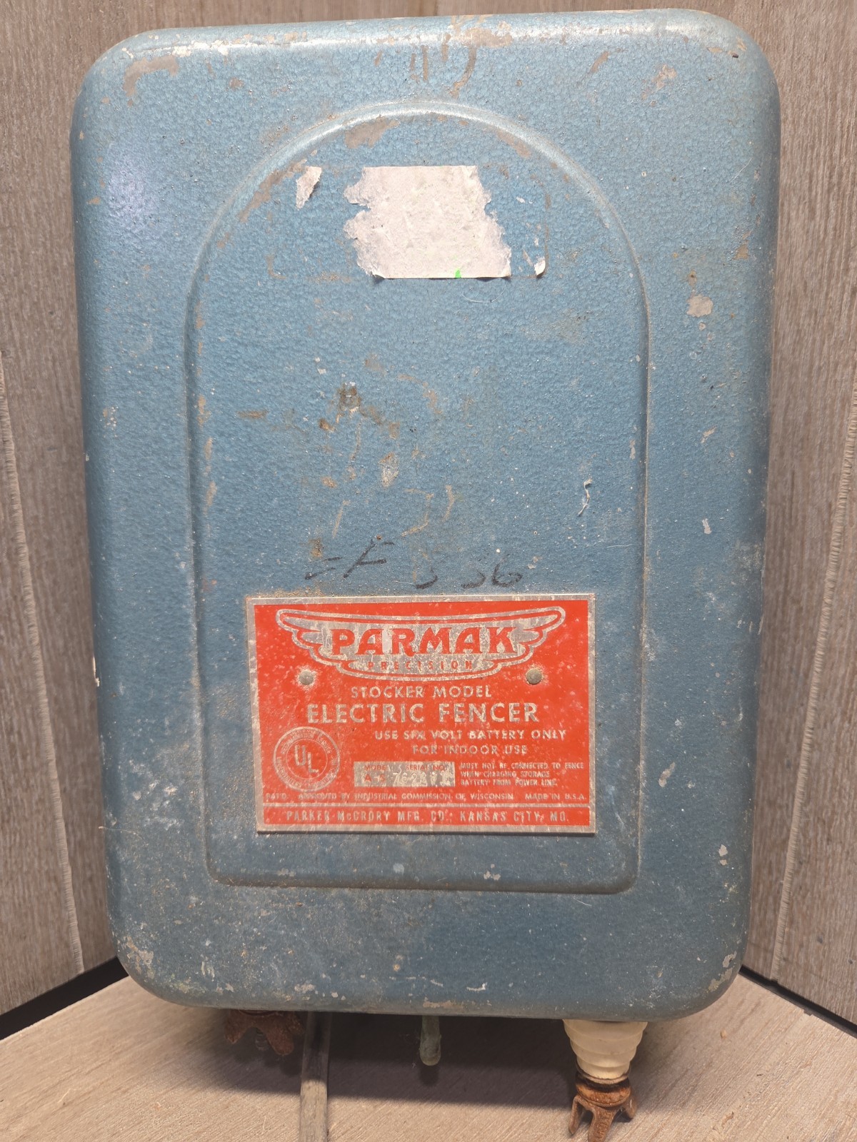 Vintage Parmak Electric Fencer Unit Model A-S Parker McCrory 6V Untested No Plug