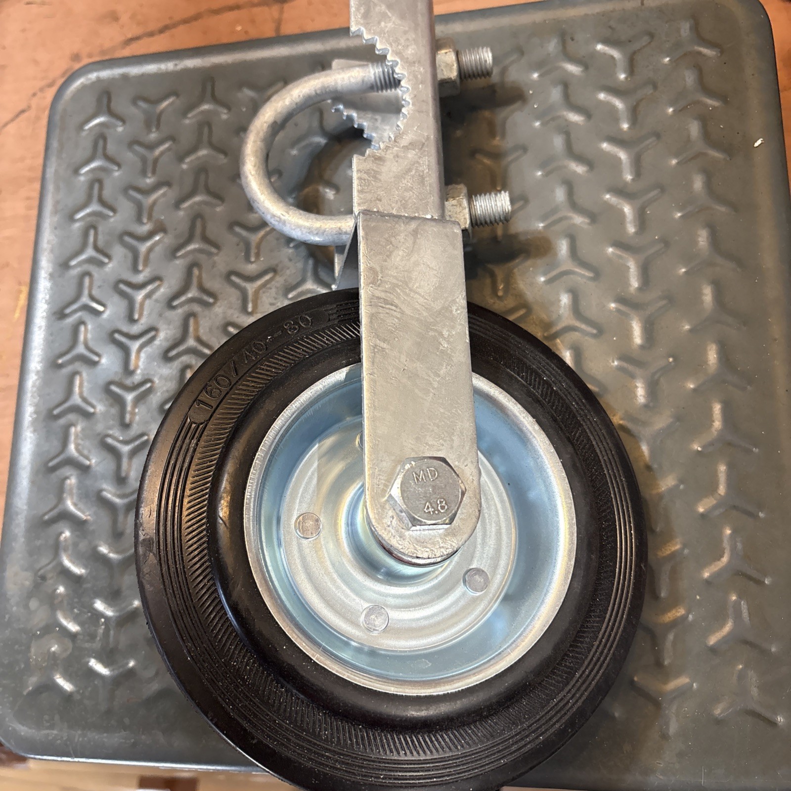 6″ Single Swing Gate Wheel For 1-5/8″ or 2″ [1-7/8 OD] Round Gate Frame