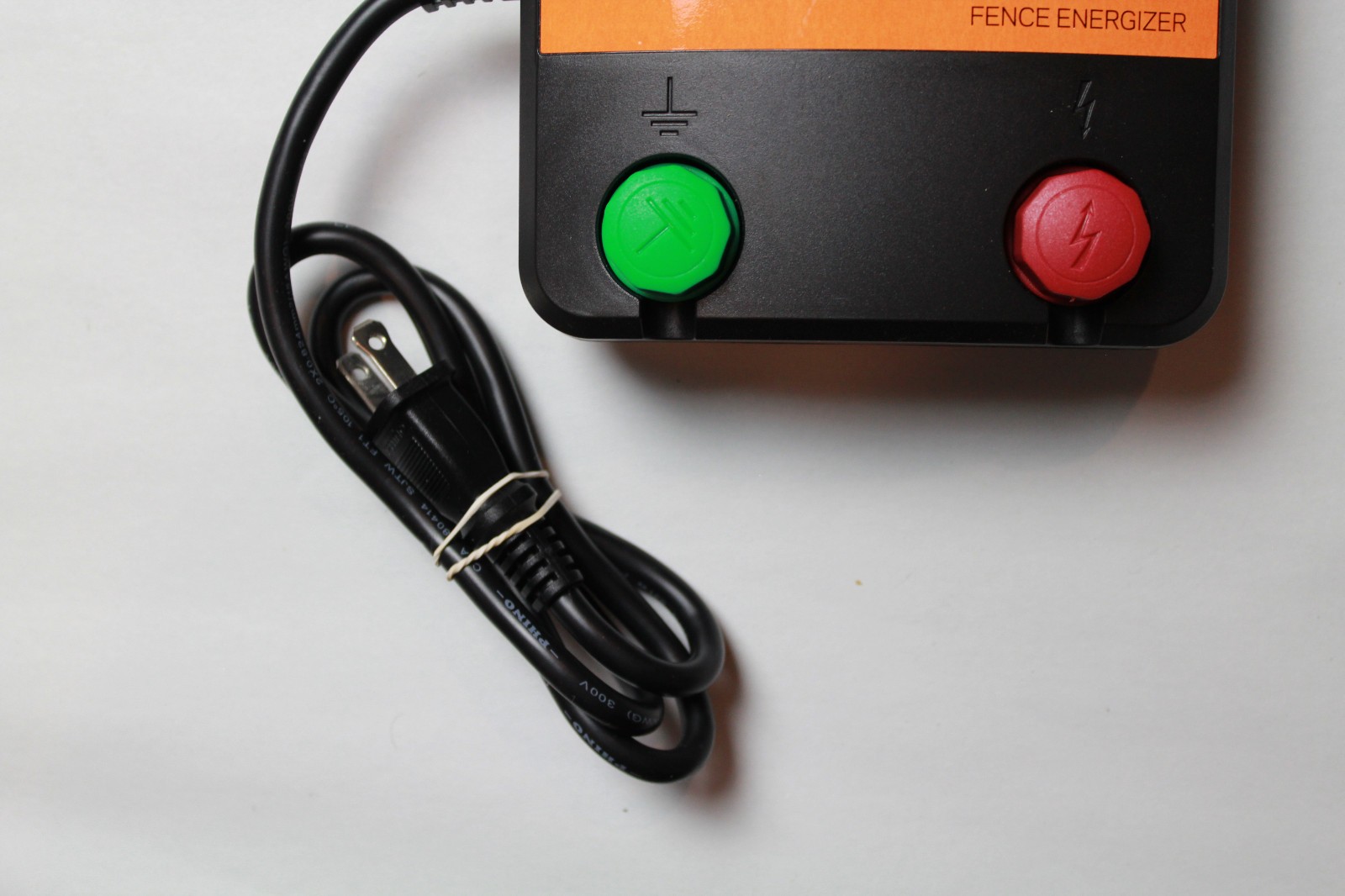 NEW Gallagher Portable M120 Mains Fence Energizer ( G330434 ) – Not Ship CA