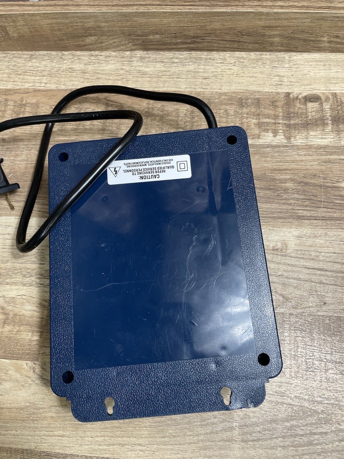Parmak HS-100 110-20-Volt Horse Surround Low Impedance Electric Fence Charger