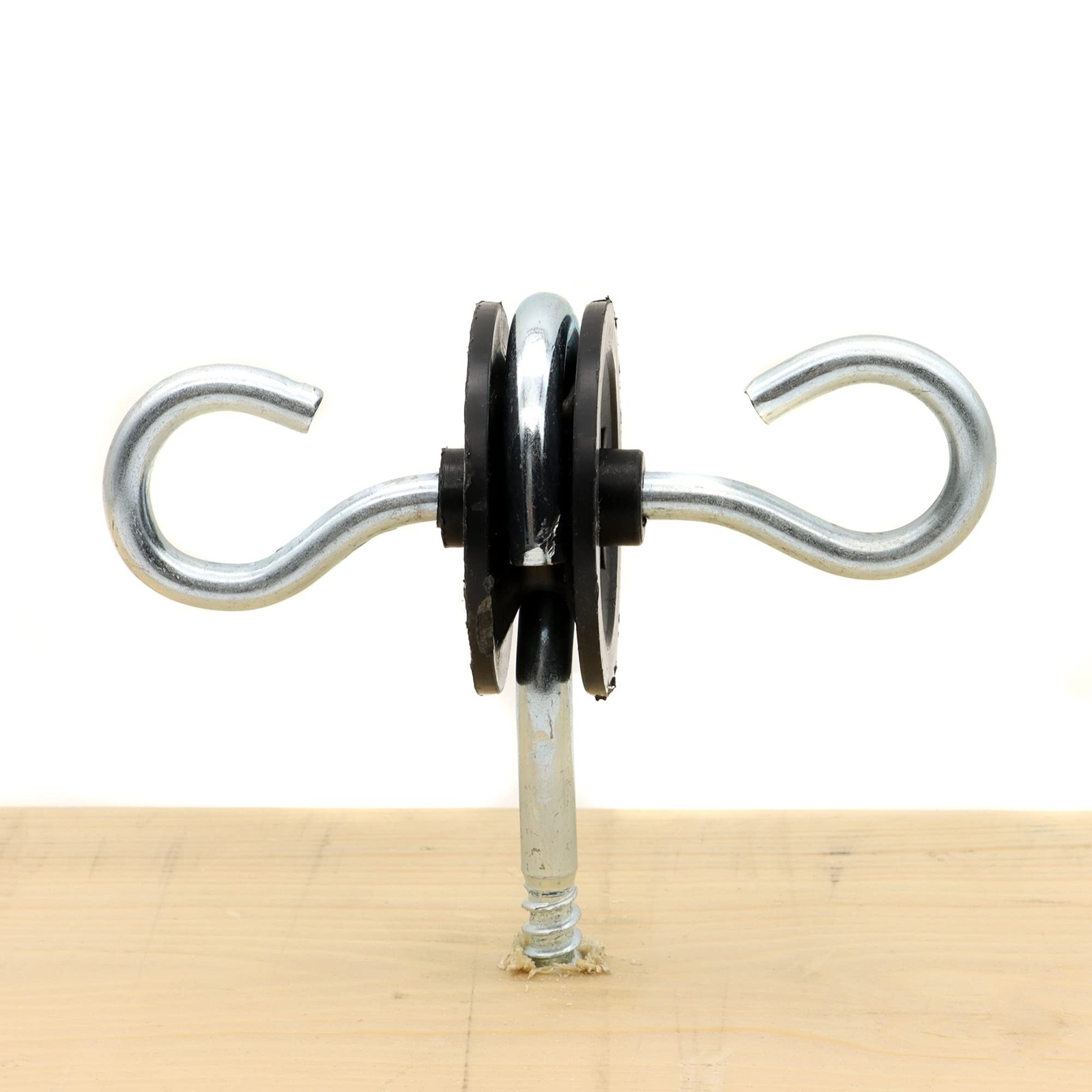 2 Rings Electric Fence Screw-in Gate Handle Anchor, Black, 4