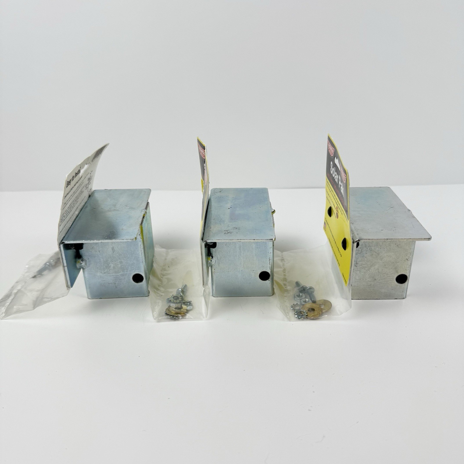 Parmak Solar-Pak Mounting Bracket Silver (Pack of 3) Anti Theft Solar Fence Post