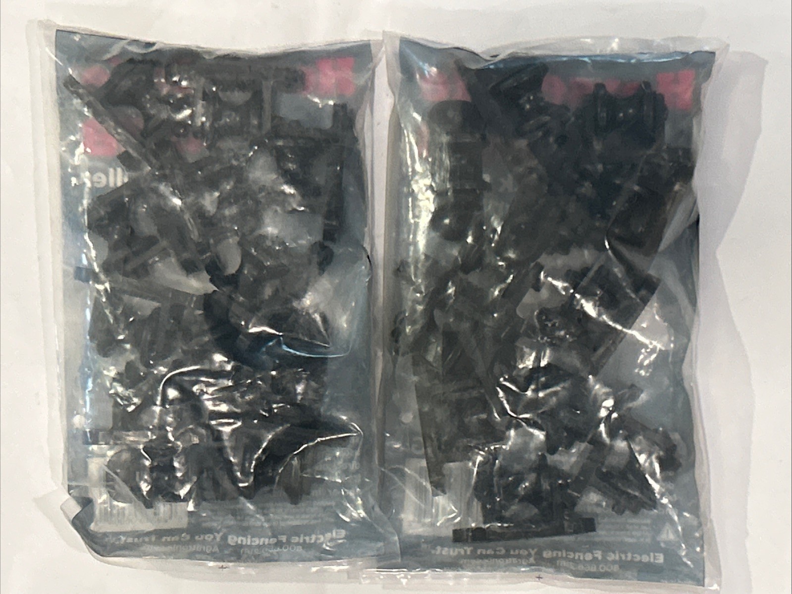 24 Electric Fence Wood Post Roller Insulators Corner Insulators Black (24)