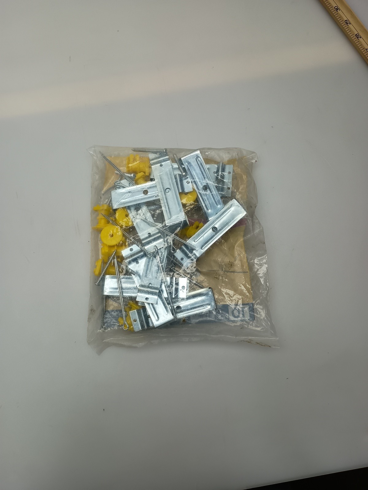 American Farm Works Chain Link Fence Insulator (10 Per Bag) New
