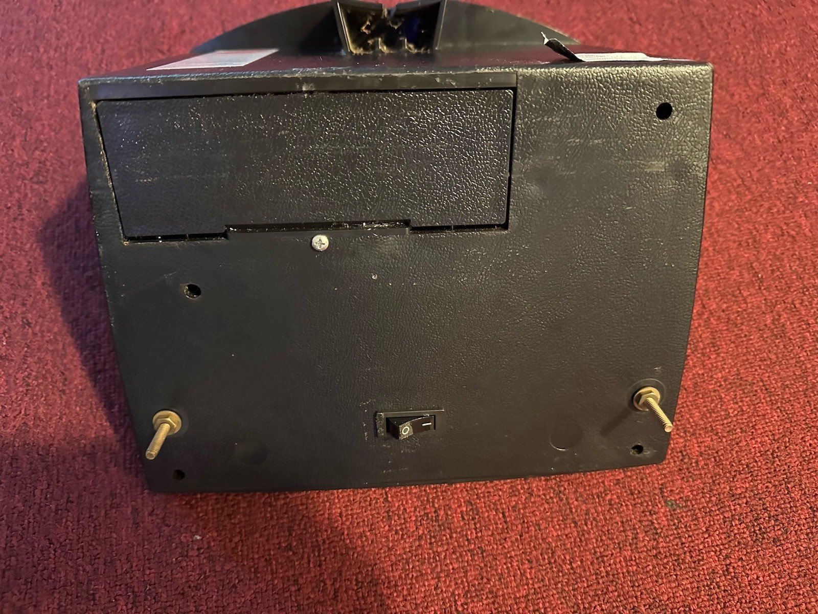 American Farm Works 18 Miles Solar Electric Fence Controller (UNTESTED)