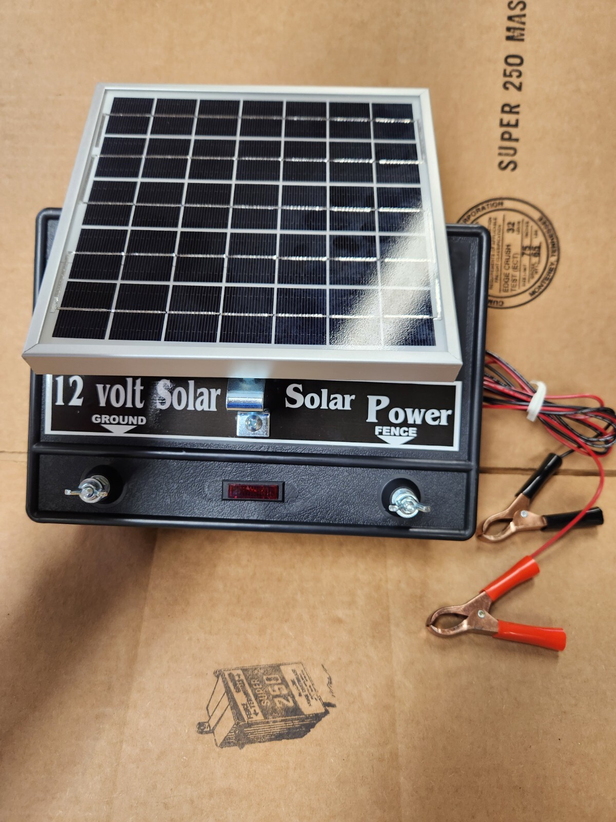 Silver Streak Solar 12V Fence Charger – Made in USA – Electra Manufacturing
