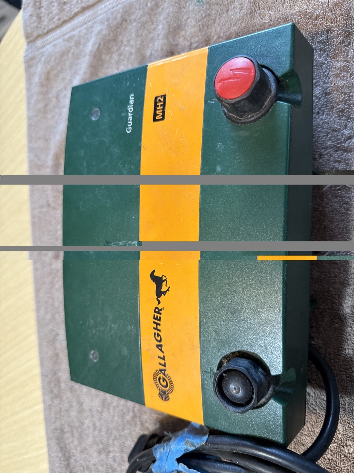 Gallagher Guardian MH2 electric fence energizer