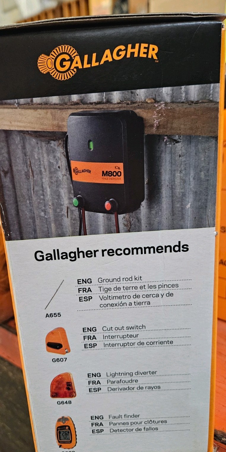 Gallagher G323524 M800 Electric Fence Energizer – Black