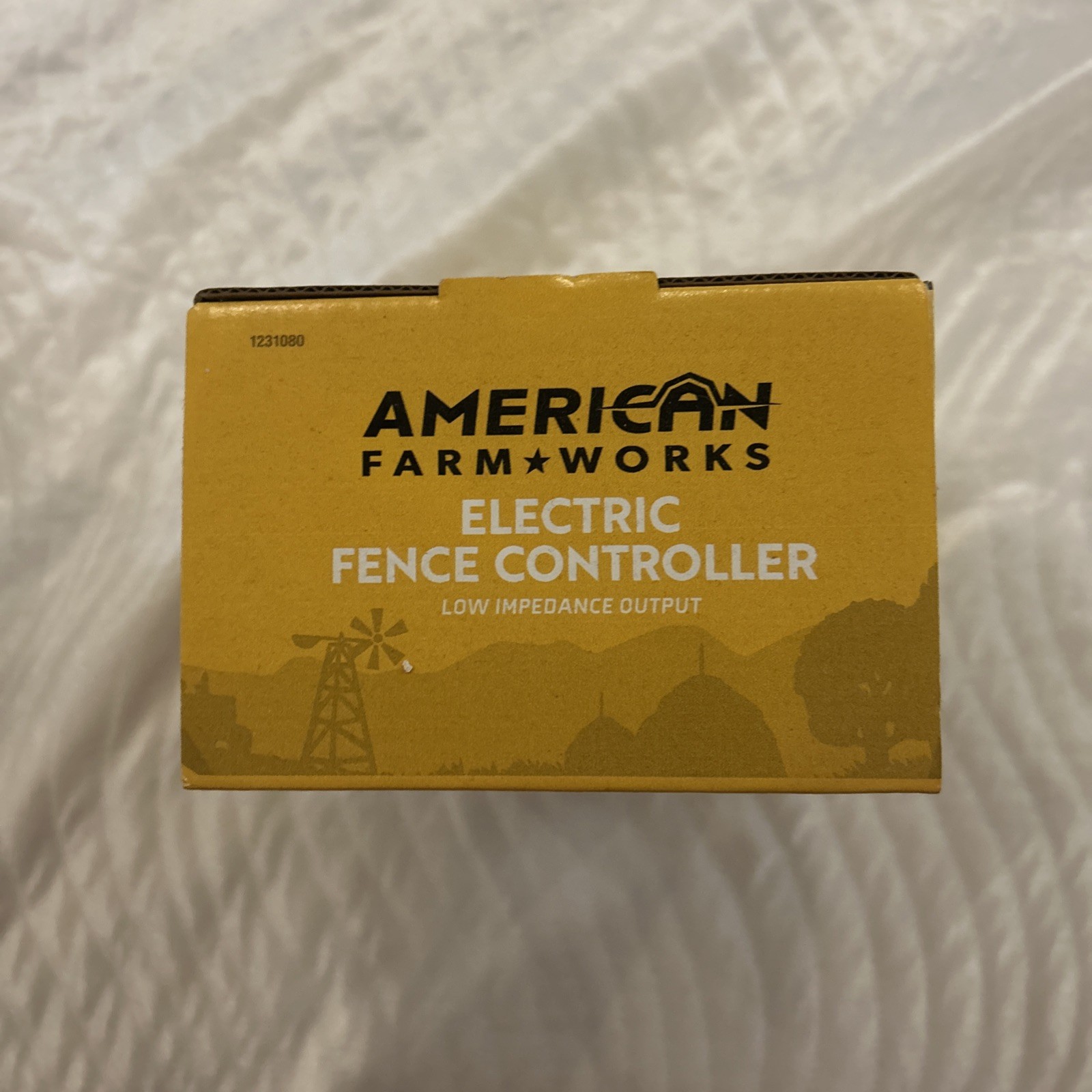 American Farm Works 2 Mile Electric Fence Controller AC Powered, New(1231080)