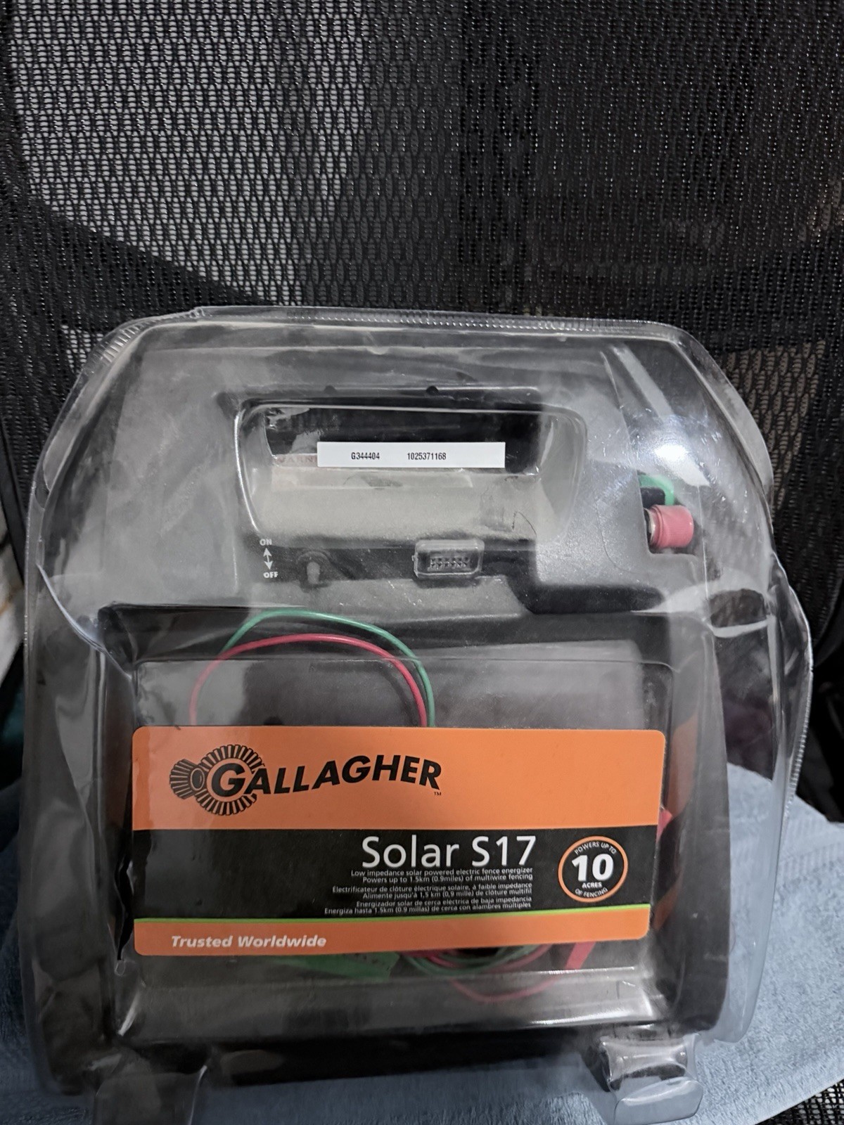 Gallagher Solar S17 Solar Powered Fence Charger Energizer G344404