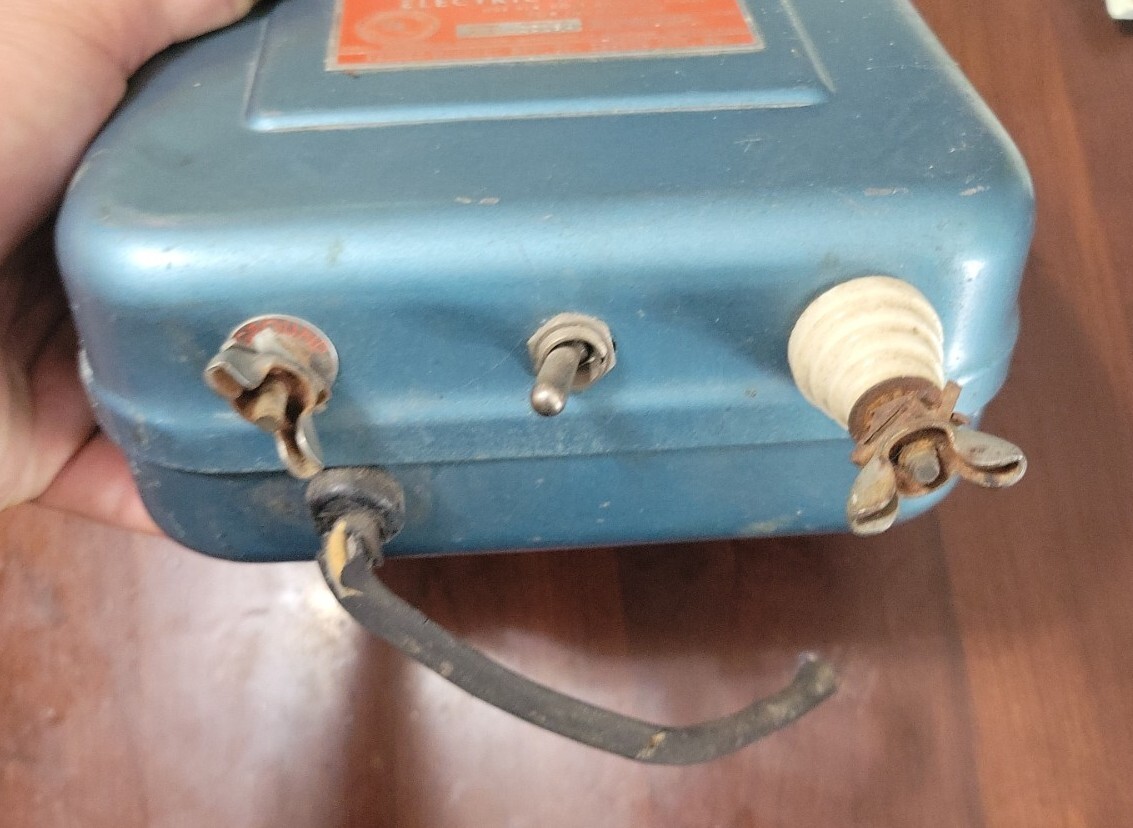 Vintage Parmak Electric Fencer Unit Model A-S Parker McCrory 6V Untested