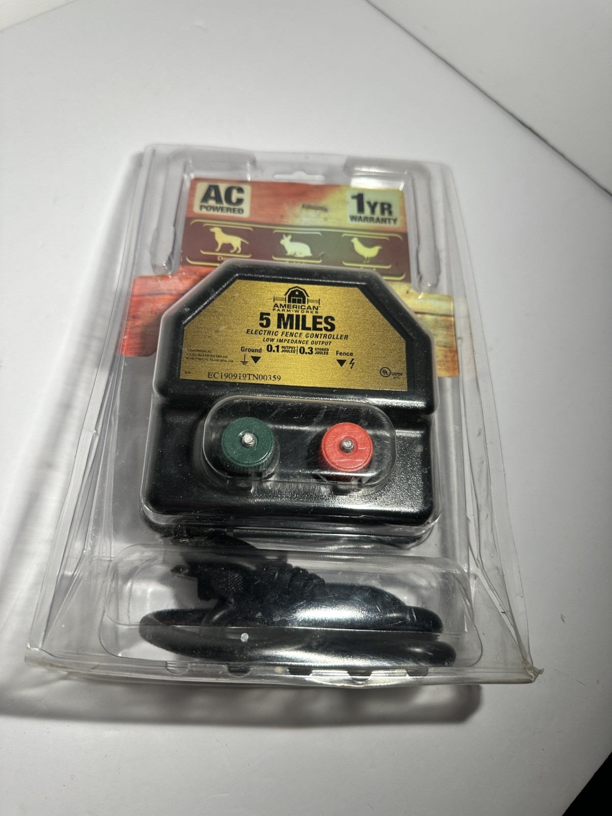 AMERICAN FARM WORKS 5 Miles Electric Fence Controller Low Impedance 0.1 Joules