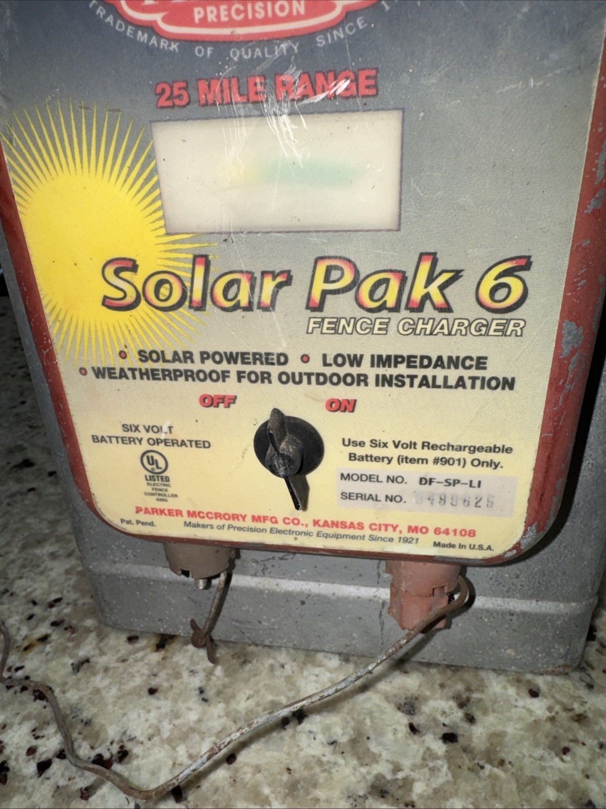 ParMak Precision 6 Volt Solar Pak Fence DF-SP-LI Fence Charger UNTESTED AS IS